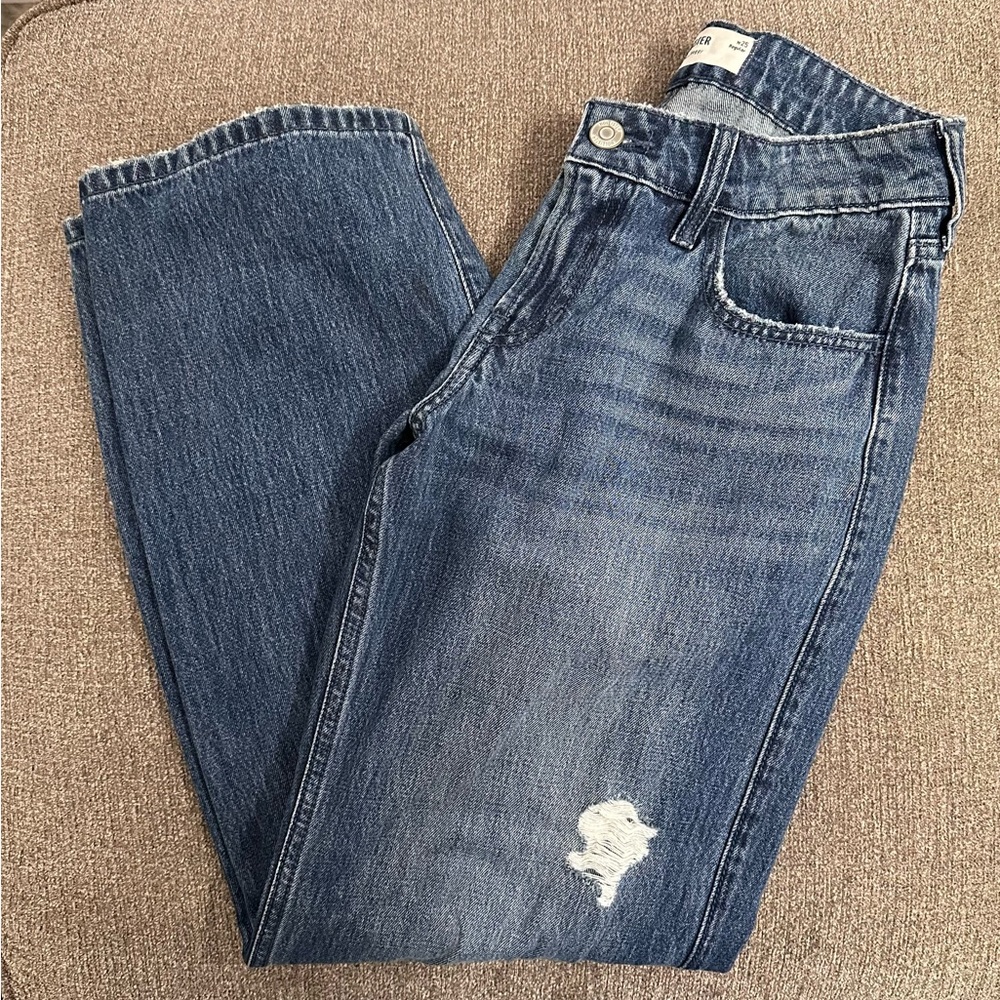 Hollister women Low Rise Baggy Jeans